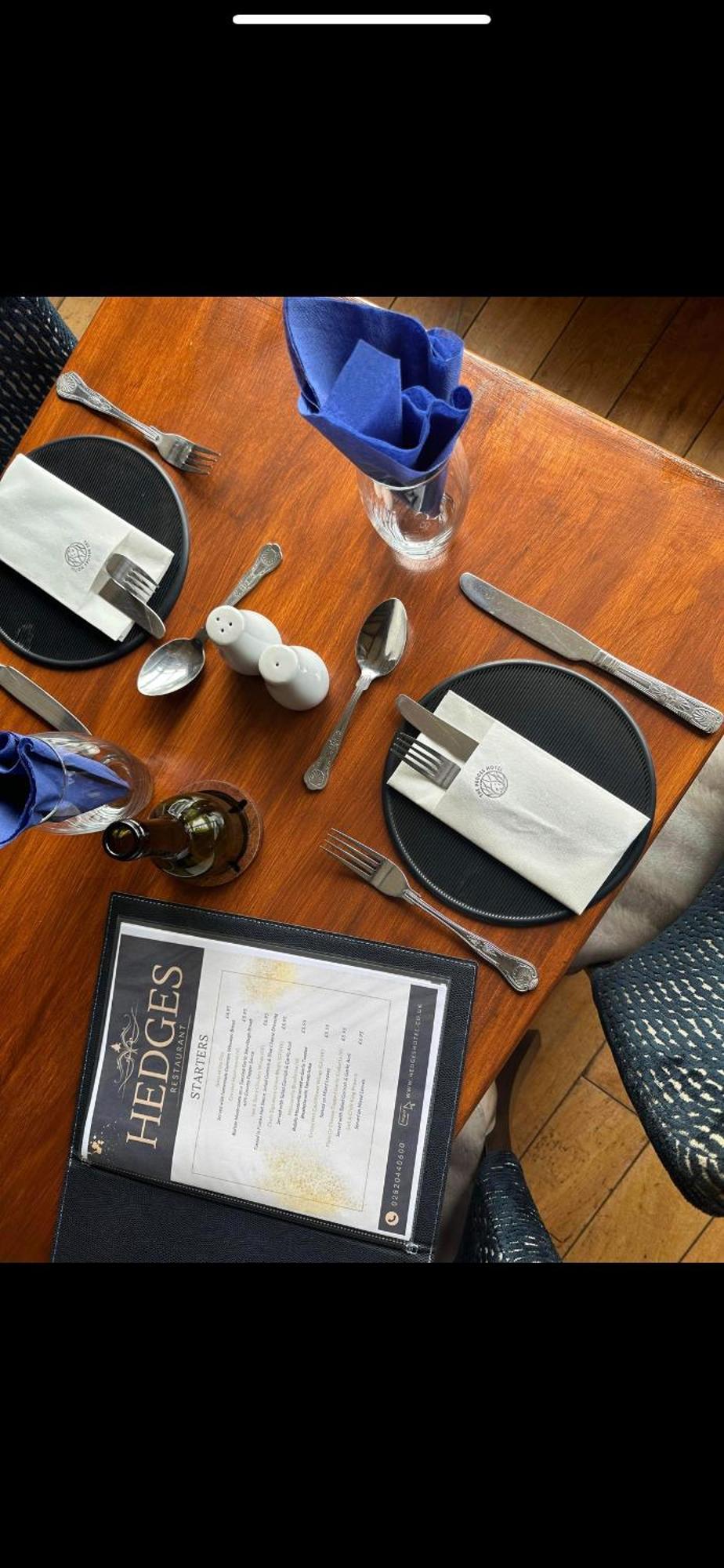 The Hedges Hotel Stranocum エクステリア 写真